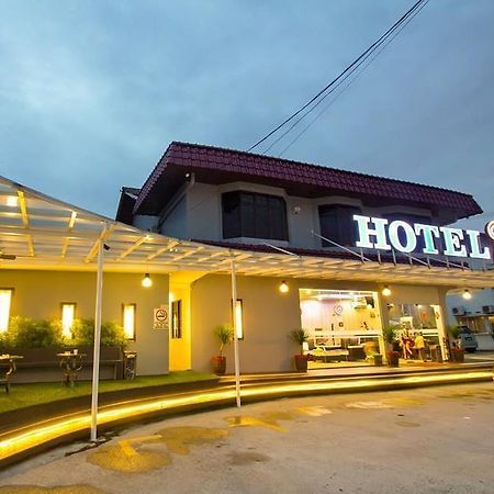 Tkl Hotel Johor Bahru Exterior foto